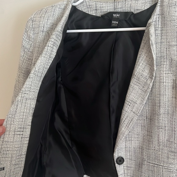 Black and Grey Blazer - Picture 4 of 5